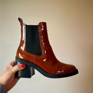 Gianni Bini Chelsea Boots